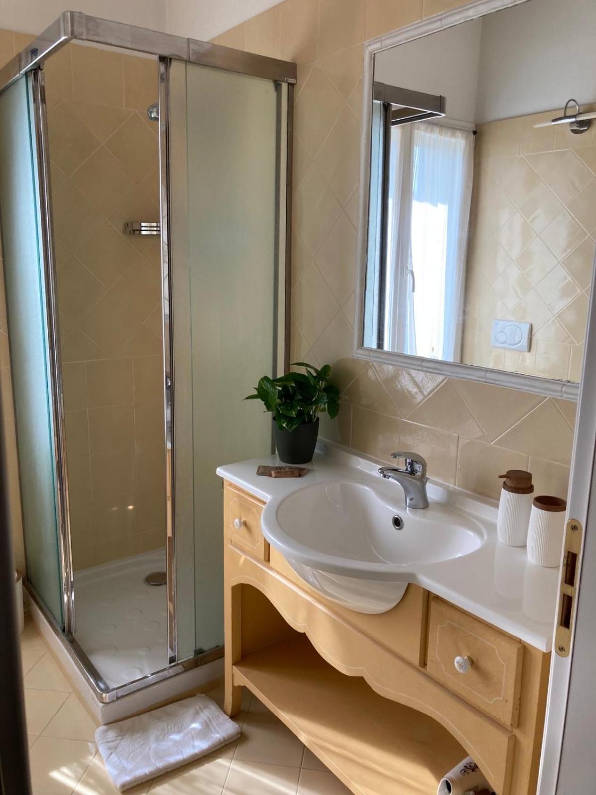 Lotus Country House Crespellano Екстер'єр фото