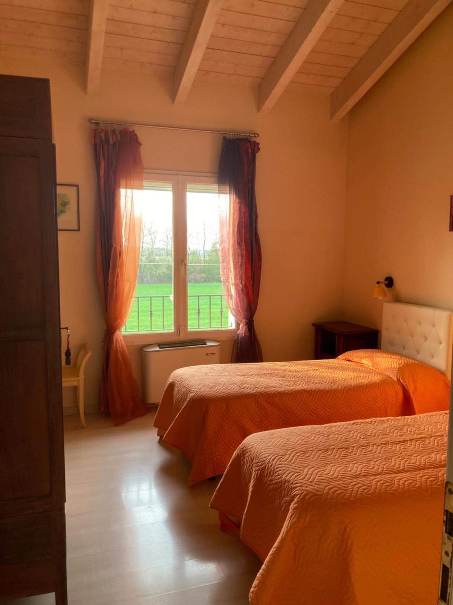 Lotus Country House Crespellano Екстер'єр фото